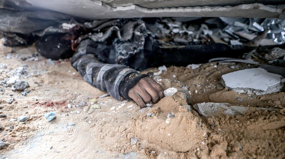 الحرب في غزة: كي لا يكون الموت عاديًا
