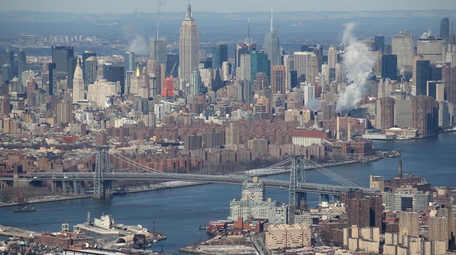 شبح نيويورك: القصيدة وكوابيس المدينة