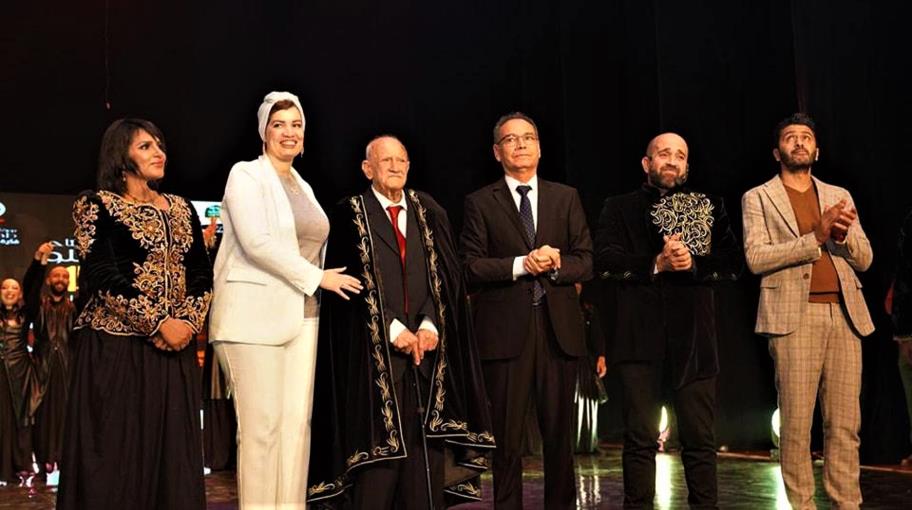 المهرجان الوطني للمسرح المحترف بالجزائر: البحث عن الفرجة