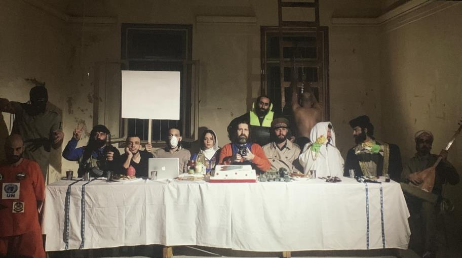 "القصّة لن تموت": عن فنّانين سوريين في المنفى الأوروبي