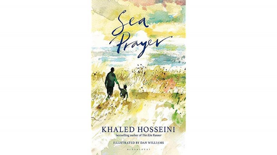 "مساءً، أمام البحر" 
خالد حسيني يُهدي الغرقى كتاباً