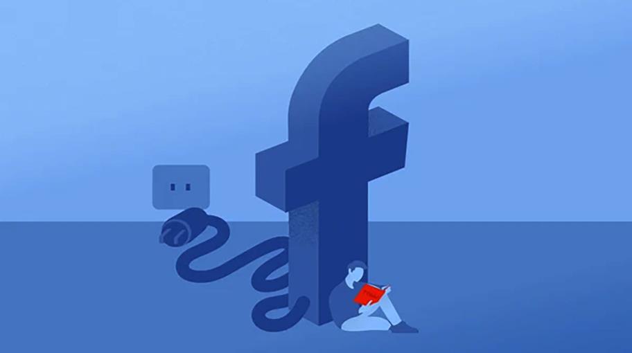 كيف أصبح "فيسبوك" عدوًا ثقافيًا عندنا؟