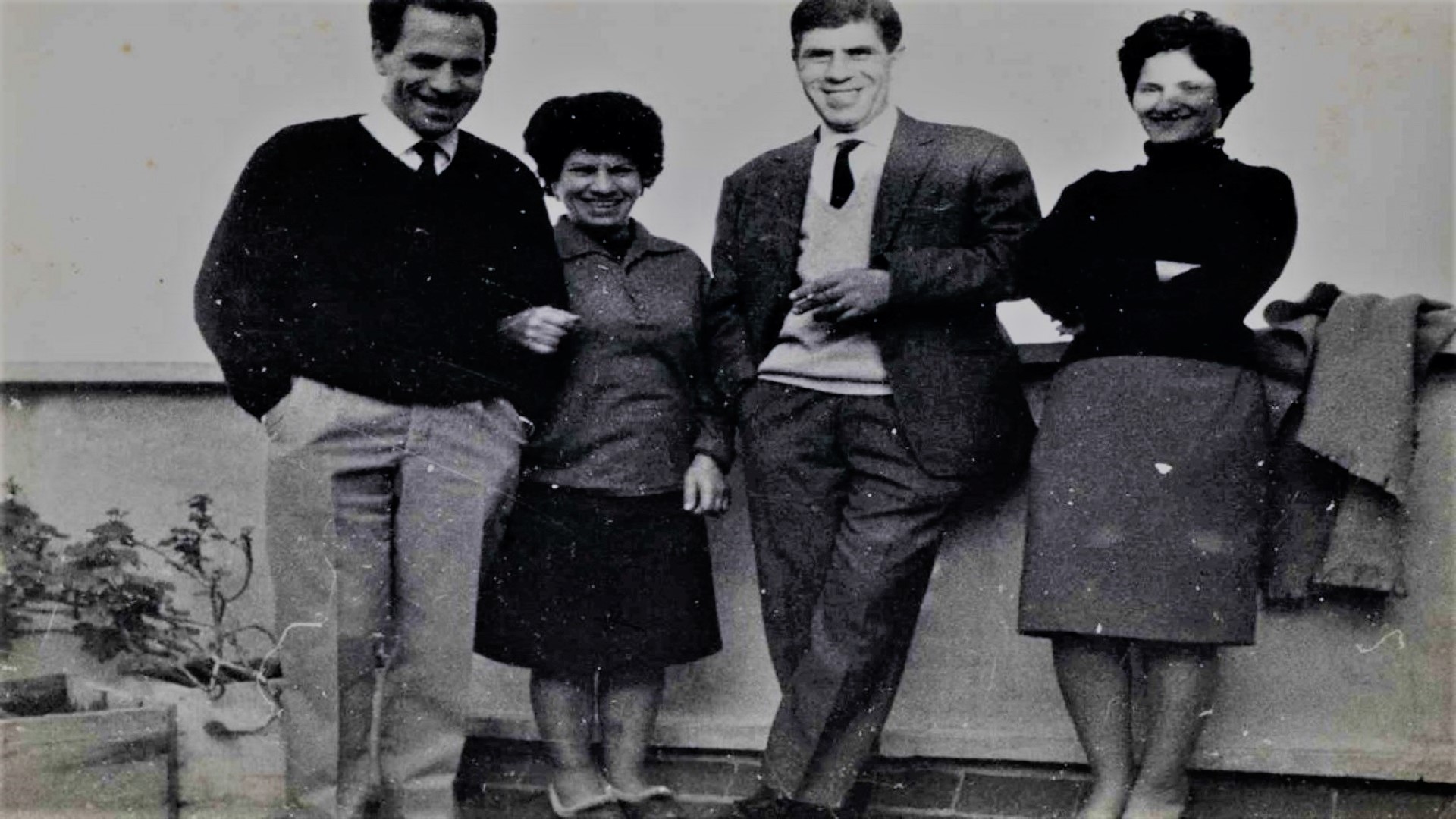 وليام سبورتيس مع عائلته بعد الاستقلال في الجزائر العاصمة